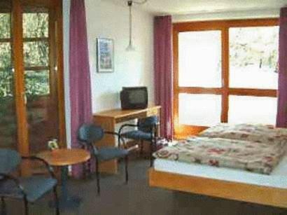 Hotel Wintergarten Bad Bellingen Zimmer foto
